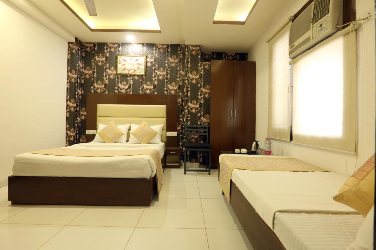 Hotel Qualia Suites At Delhi Airport Нью-Делі Екстер'єр фото