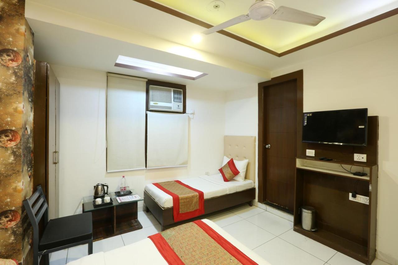 Hotel Qualia Suites At Delhi Airport Нью-Делі Екстер'єр фото
